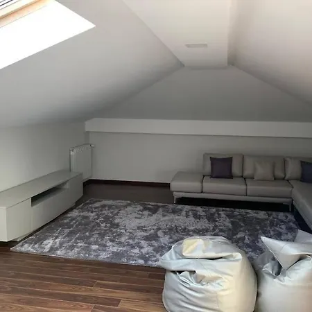 Ideal Oceanside Vacation House With Pool & Ofir בית נופש *